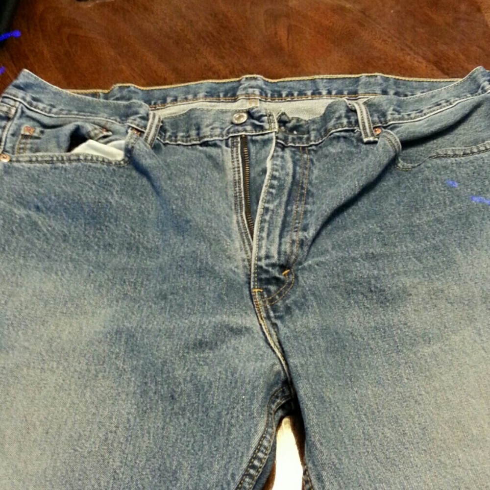 Levis